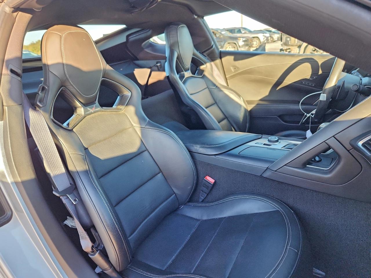 2014 Chevrolet Corvette Stingray Z51 3Lt VIN: 1G1YM2D70E5125920 Lot: 94083925