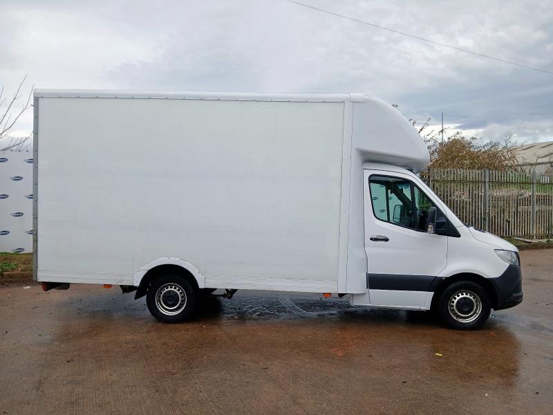 2021 MERCEDES BENZ SPRINTER P