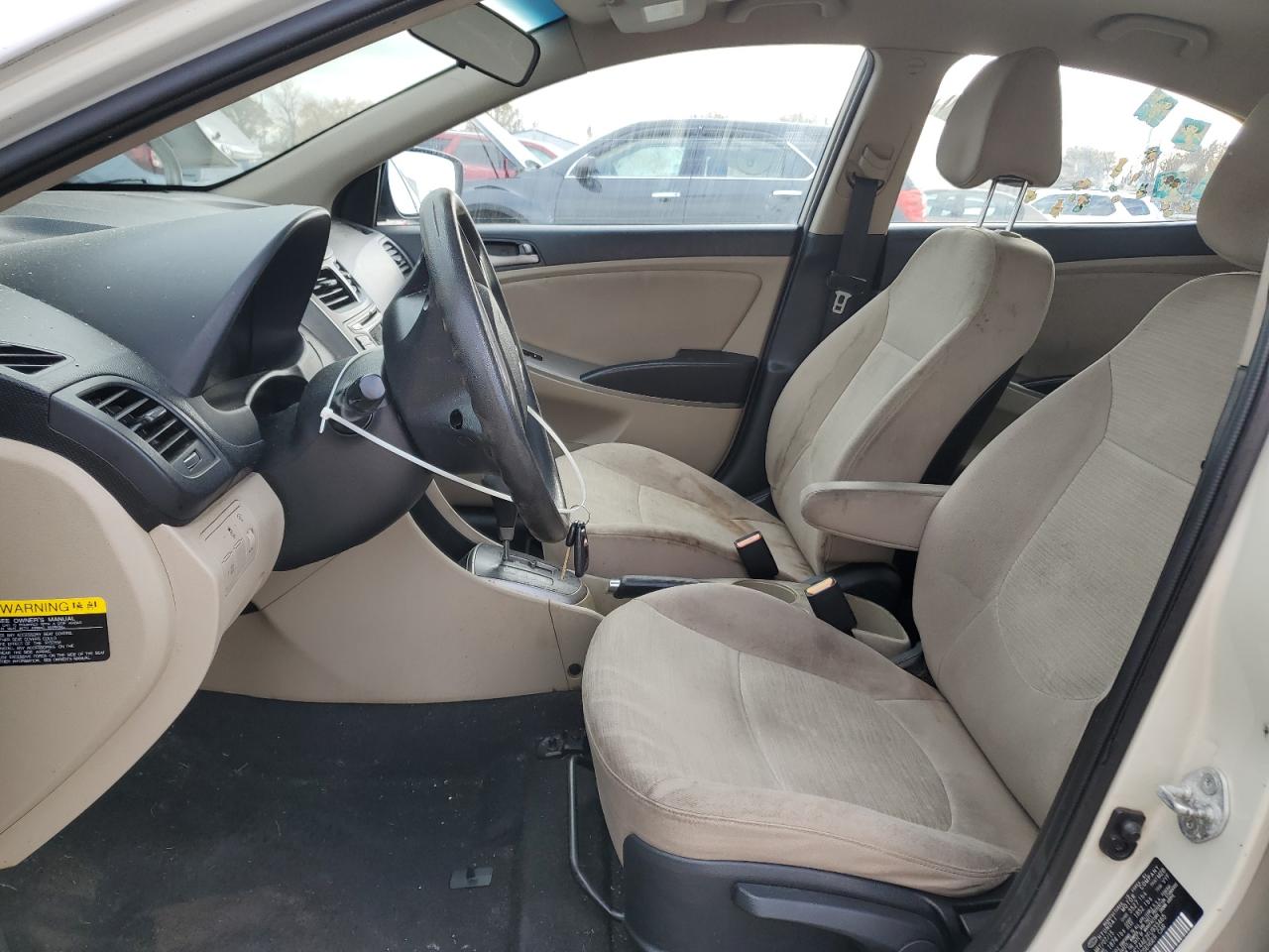 2015 Hyundai Accent Gls VIN: KMHCT4AE2FU933465 Lot: 92880845