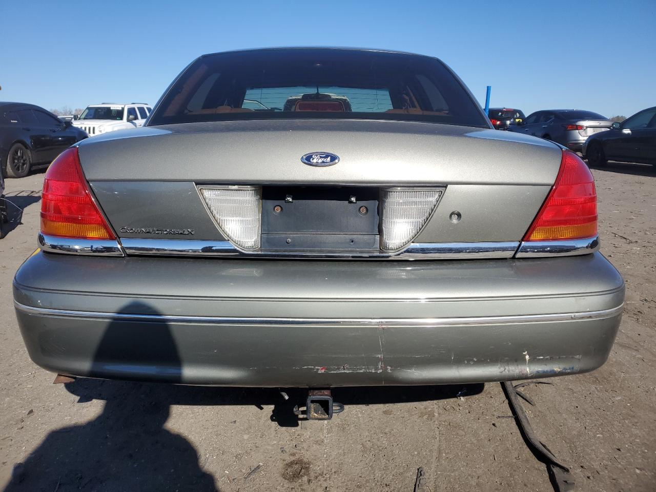 2002 Ford Crown Victoria Lx VIN: 2FAFP74W22X140350 Lot: 93020165