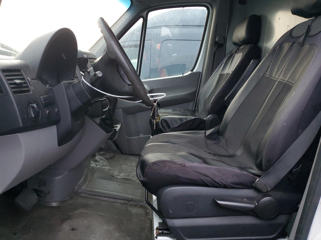 2012 Mercedes Benz Sprinter Delivery Van VIN: WD3PF4CC0C5626031 Lot: 92866285