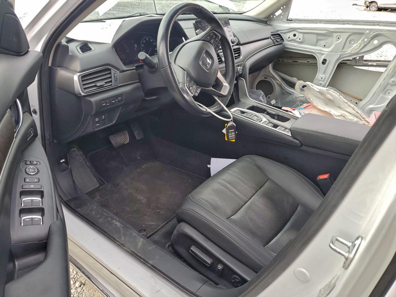 2022 Honda Accord Touring Hybrid VIN: 1HGCV3F93NA017724 Lot: 94267025