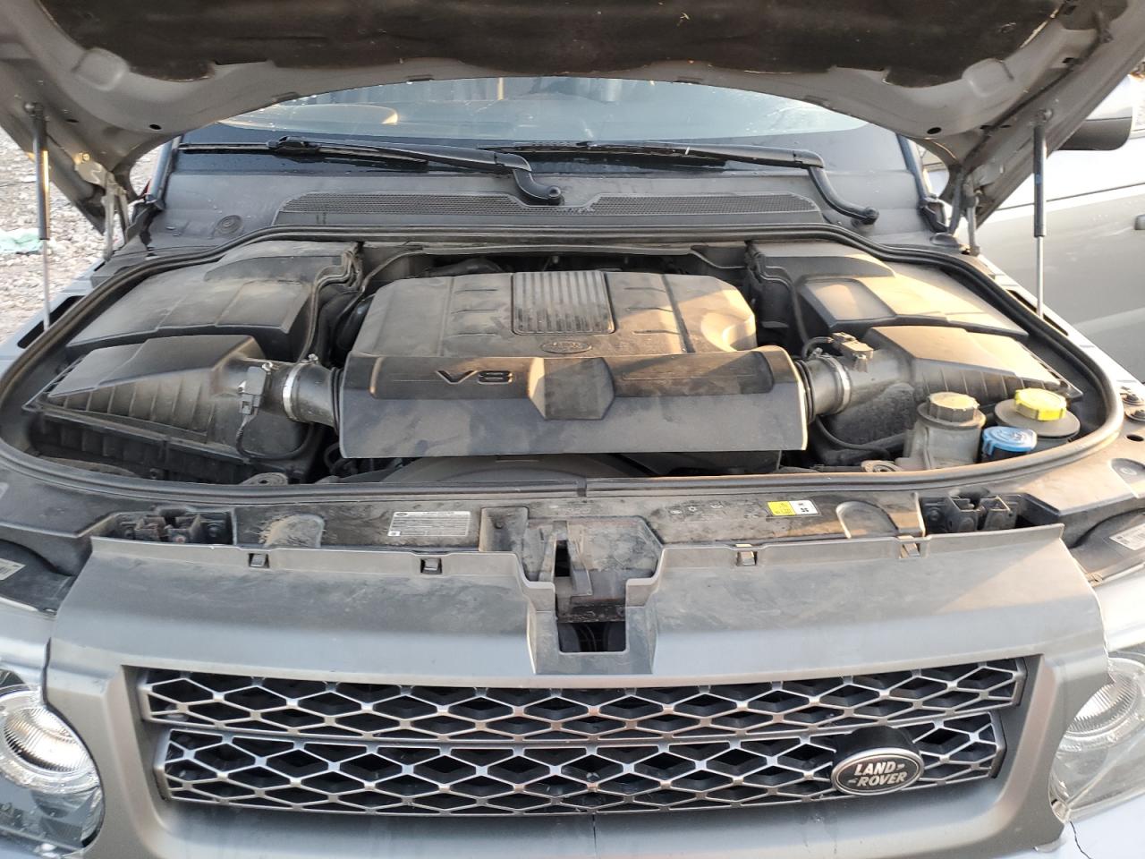 2011 Land Rover Range Rover Sport Lux VIN: SALSK2D49BA715005 Lot: 92874295