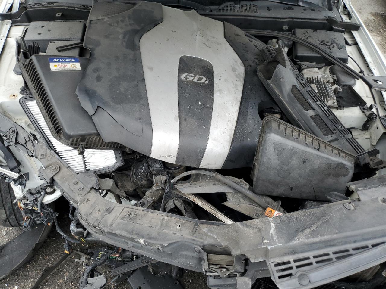 2013 Hyundai Genesis 3.8L VIN: KMHGC4DD5DU210372 Lot: 91720175