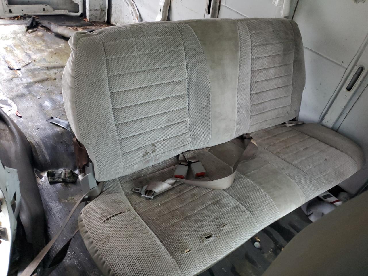 2004 Chevrolet Express G1500 VIN: 1GCFG15X541163650 Lot: 92534295