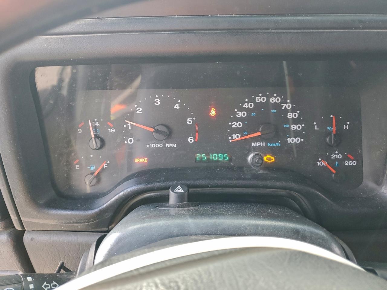 2005 Jeep Wrangler / Tj Se VIN: 1J4FA29155P362963 Lot: 93415855