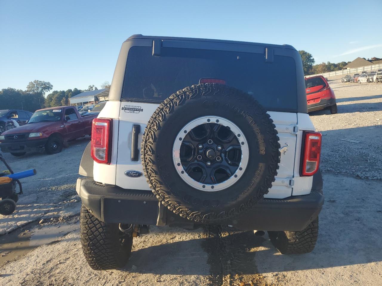 2024 Ford Bronco Black Diamond VIN: 1FMDE1AP9RLA18864 Lot: 92172755