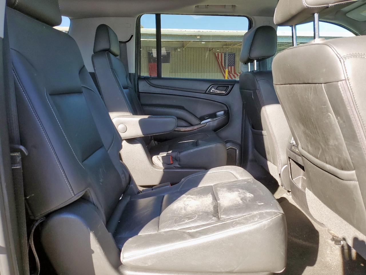 2018 Chevrolet Suburban K1500 Lt VIN: 1GNSKHKC1JR134951 Lot: 92534735