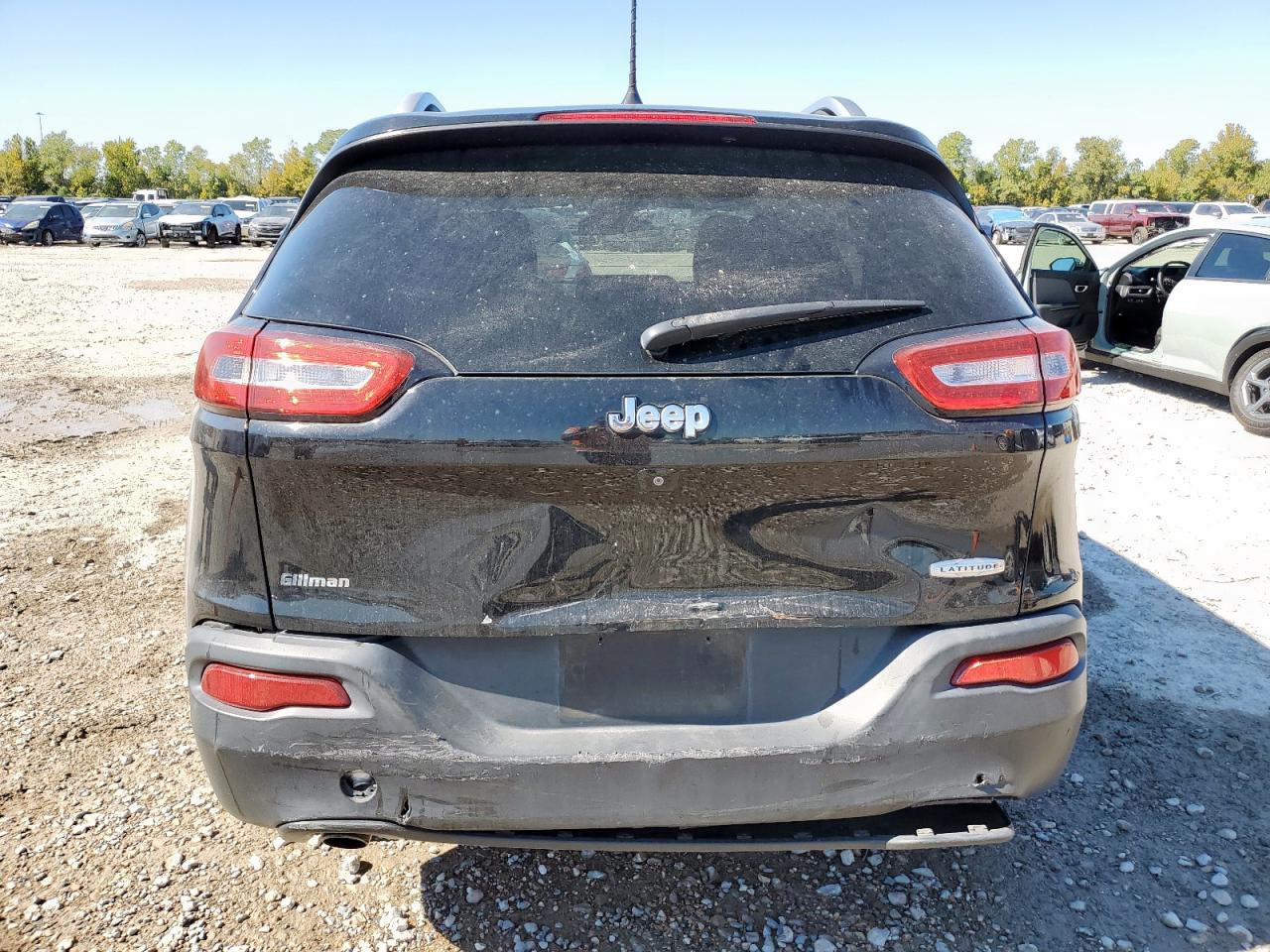 2018 Jeep Cherokee Latitude VIN: 1C4PJLCB3JD566268 Lot: 91315665