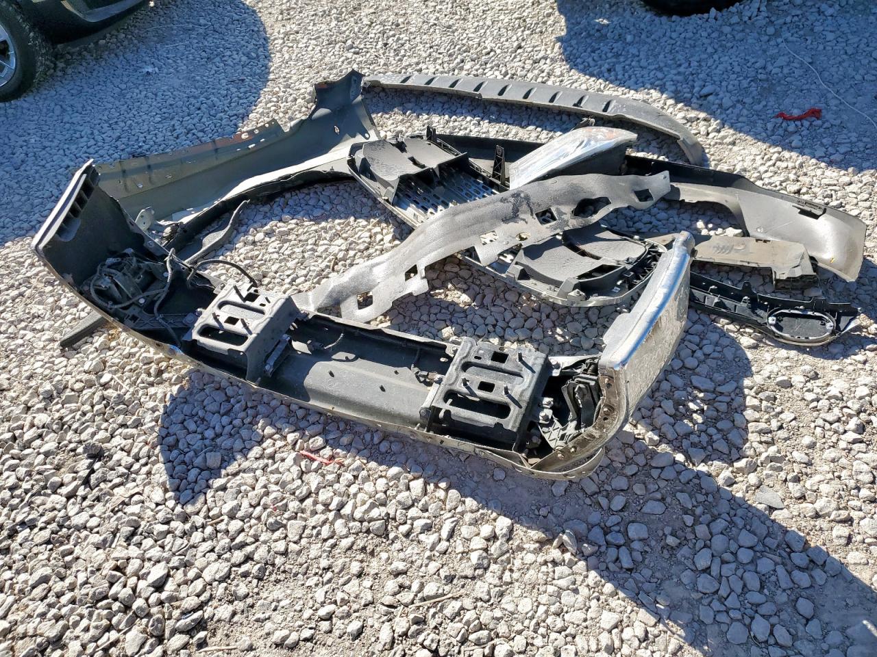 2017 Ram 1500 Laramie VIN: 1C6RR6NT5HS806443 Lot: 92083995