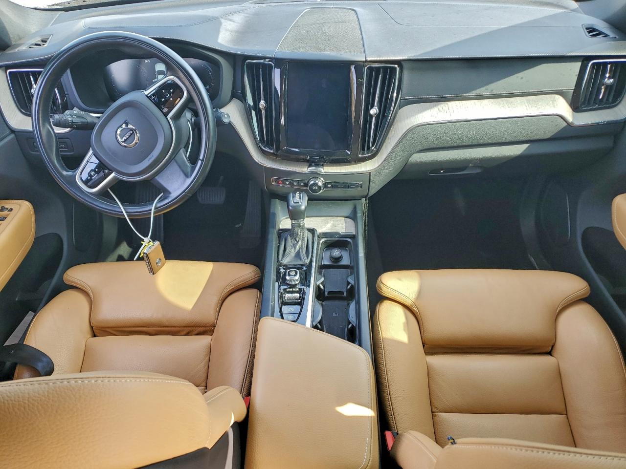 2018 Volvo Xc60 T5 Inscription VIN: YV4102RL5J1066663 Lot: 94353335