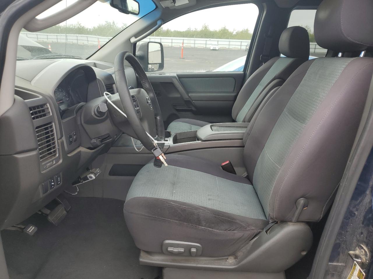 2007 Nissan Titan Xe VIN: 1N6BA06B27N239252 Lot: 92358255