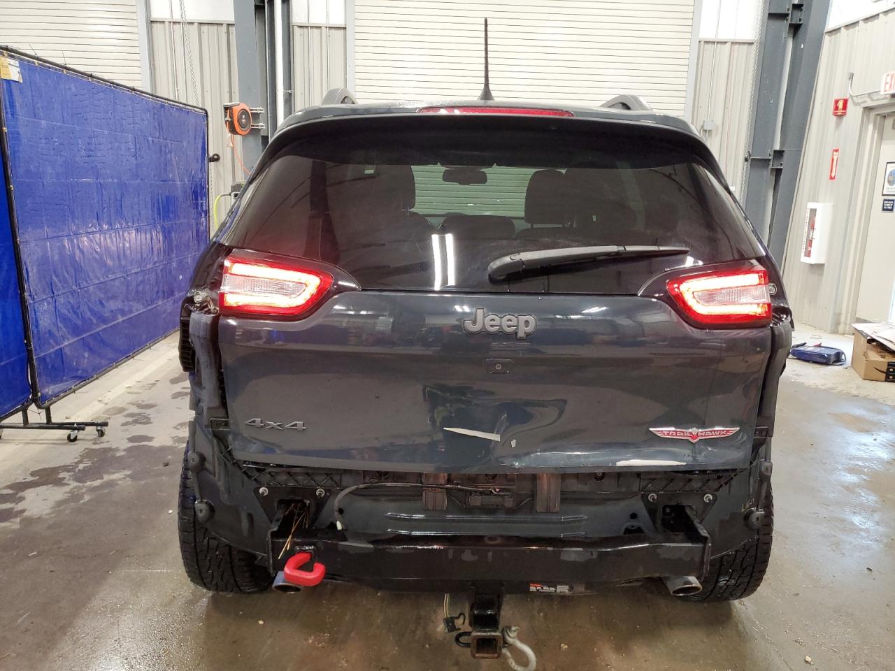 2016 Jeep Cherokee Trailhawk VIN: 1C4PJMBS4GW235753 Lot: 90361875