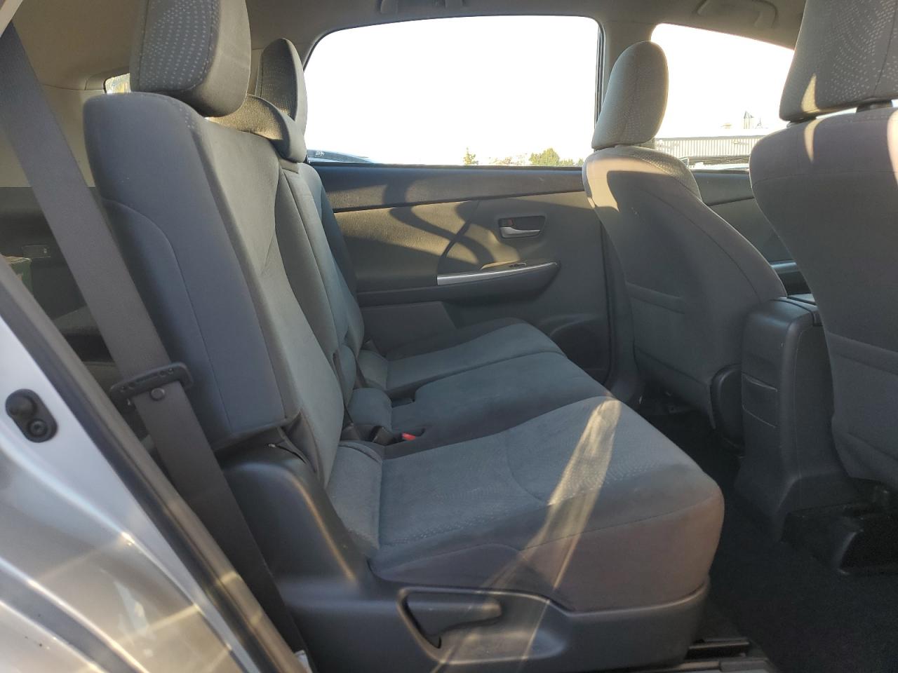 2012 Toyota Prius V VIN: JTDZN3EU7C3047258 Lot: 92928605