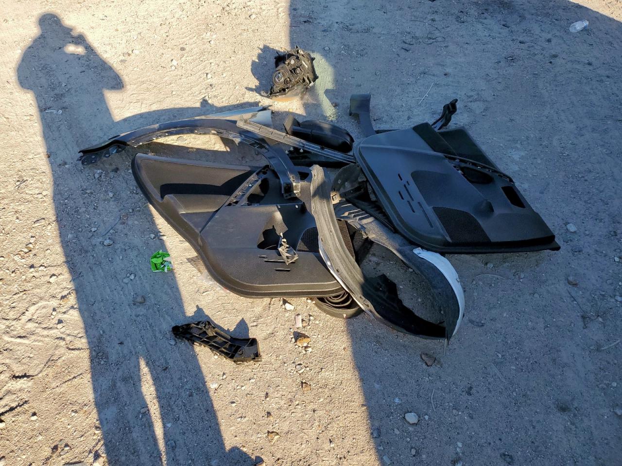 2017 Toyota Rav4 Le VIN: 2T3ZFREV6HW335706 Lot: 91039275