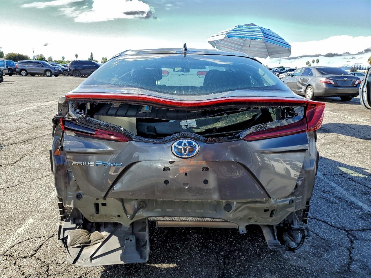2017 Toyota Prius Prime VIN: JTDKARFP3H3037018 Lot: 93975655