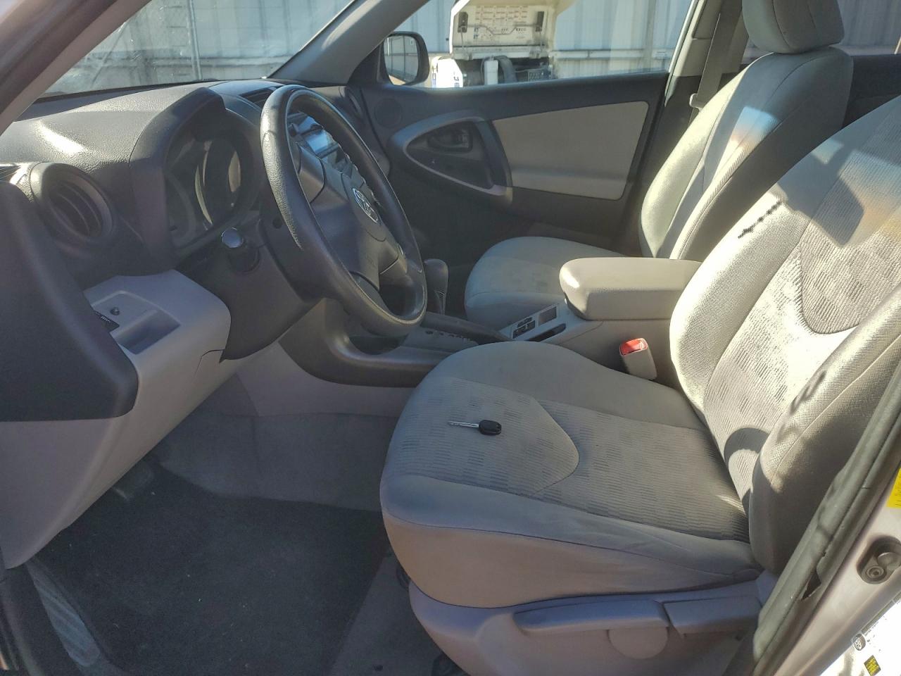 2011 Toyota Rav4 VIN: 078990 Lot: 94595015