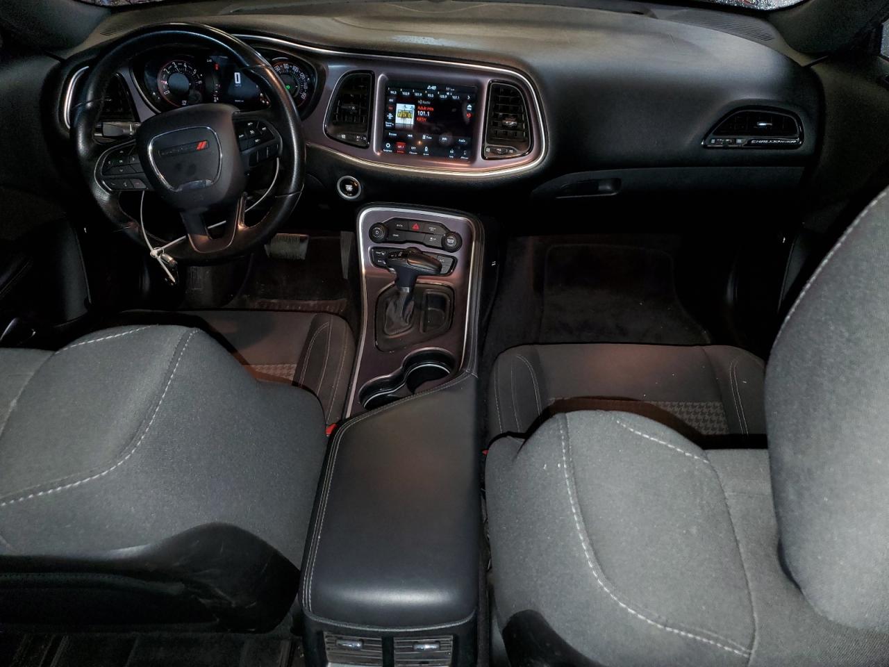 2018 Dodge Challenger Sxt VIN: 2C3CDZAG3JH128543 Lot: 94109215