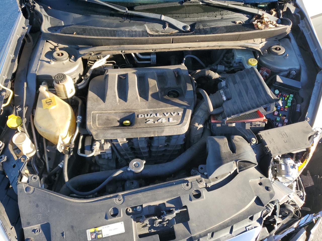 2013 Chrysler 200 Touring VIN: 1C3CCBBB2DN764203 Lot: 90579465