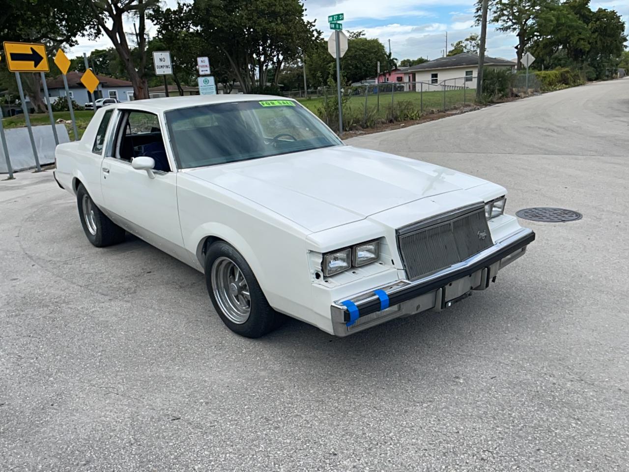 1982 Buick Regal Limited white coupe gas 1G4AM47A0CH208976 photo #1