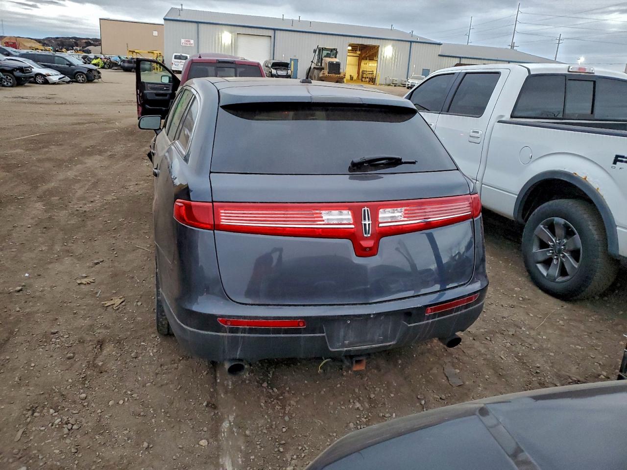 2014 Lincoln Mkt VIN: 2LMHJ5AT9EBL50755 Lot: 93682925