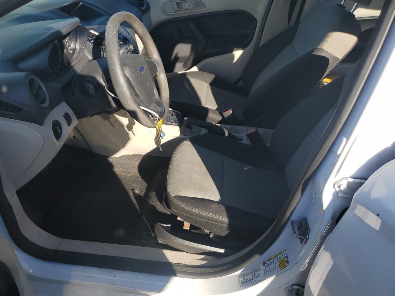 2011 Ford Fiesta S VIN: 3FADP4AJ9BM216222 Lot: 91565605