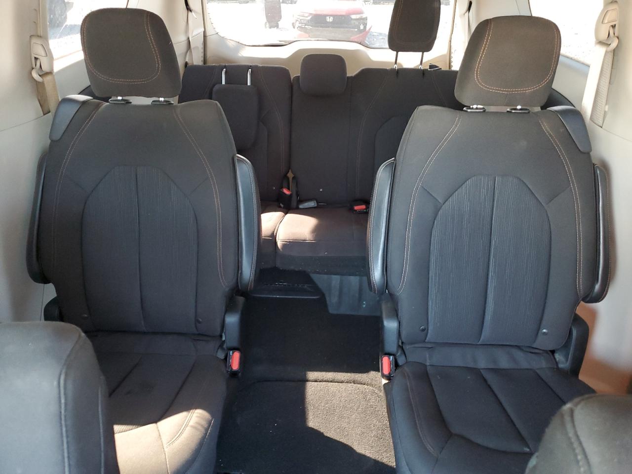 2018 Chrysler Pacifica Touring Plus VIN: 2C4RC1FG9JR174939 Lot: 91151955