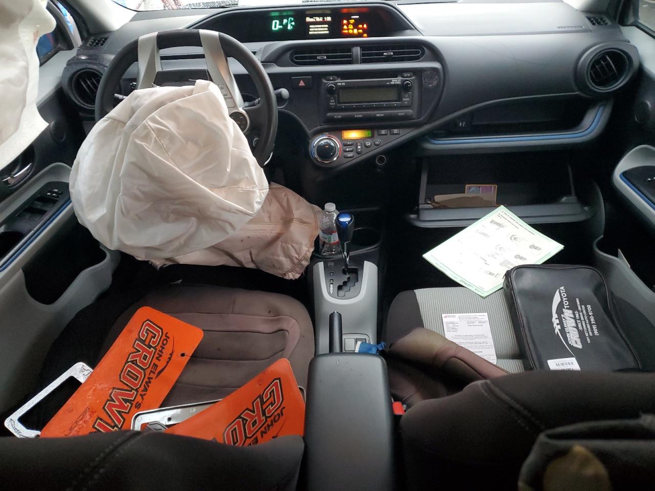 2013 Toyota Prius C VIN: JTDKDTB35D1051466 Lot: 93956955