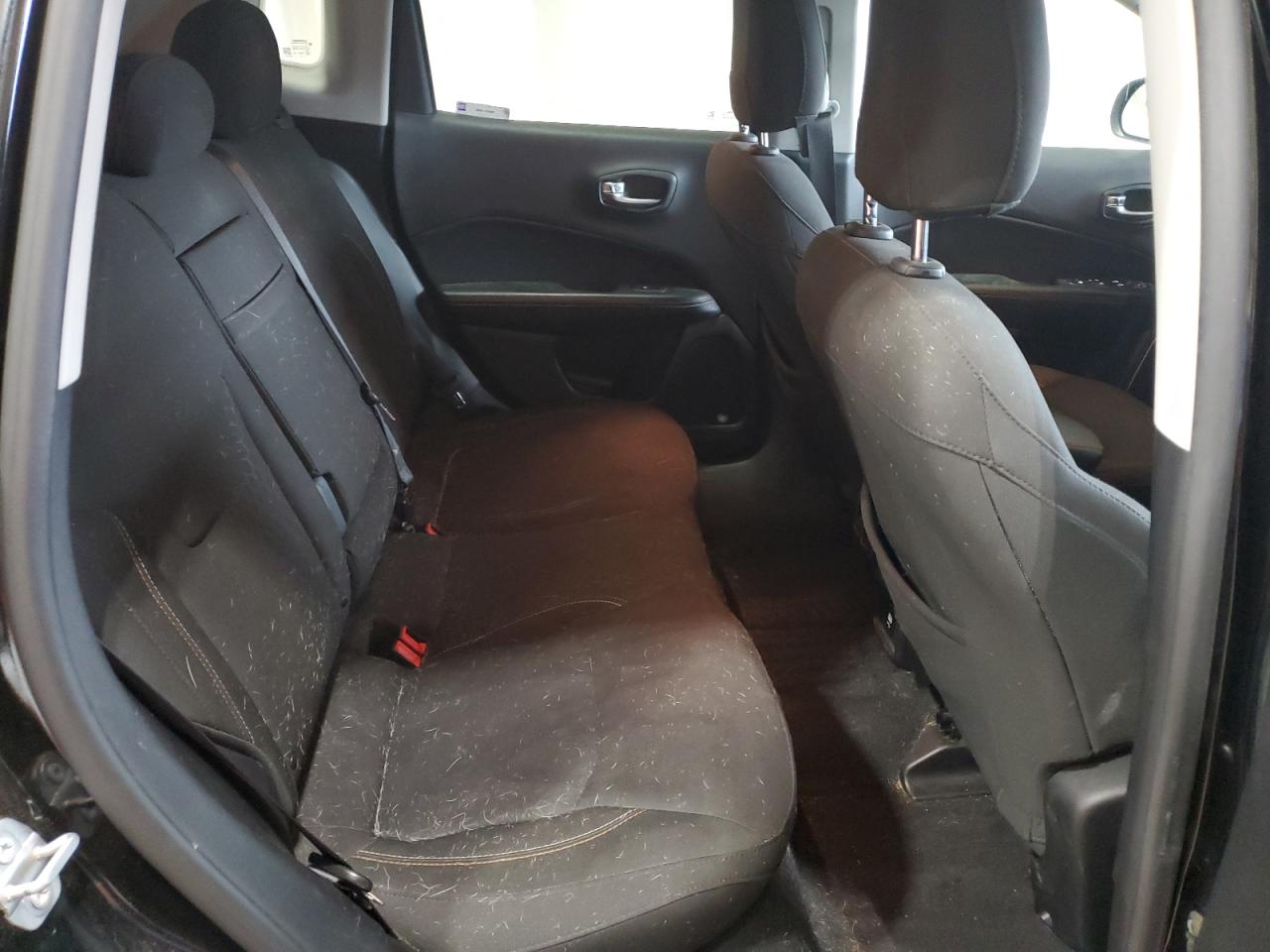 2018 Jeep Compass Sport VIN: 3C4NJCAB2JT463881 Lot: 91565255