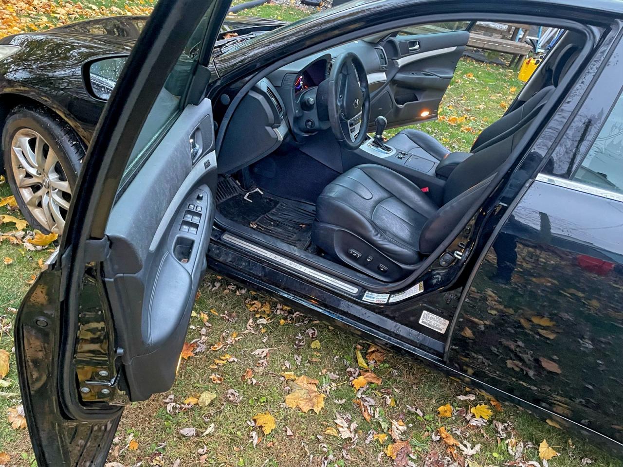 2009 Infiniti G37 VIN: JNKCV61F39M351204 Lot: 92764685