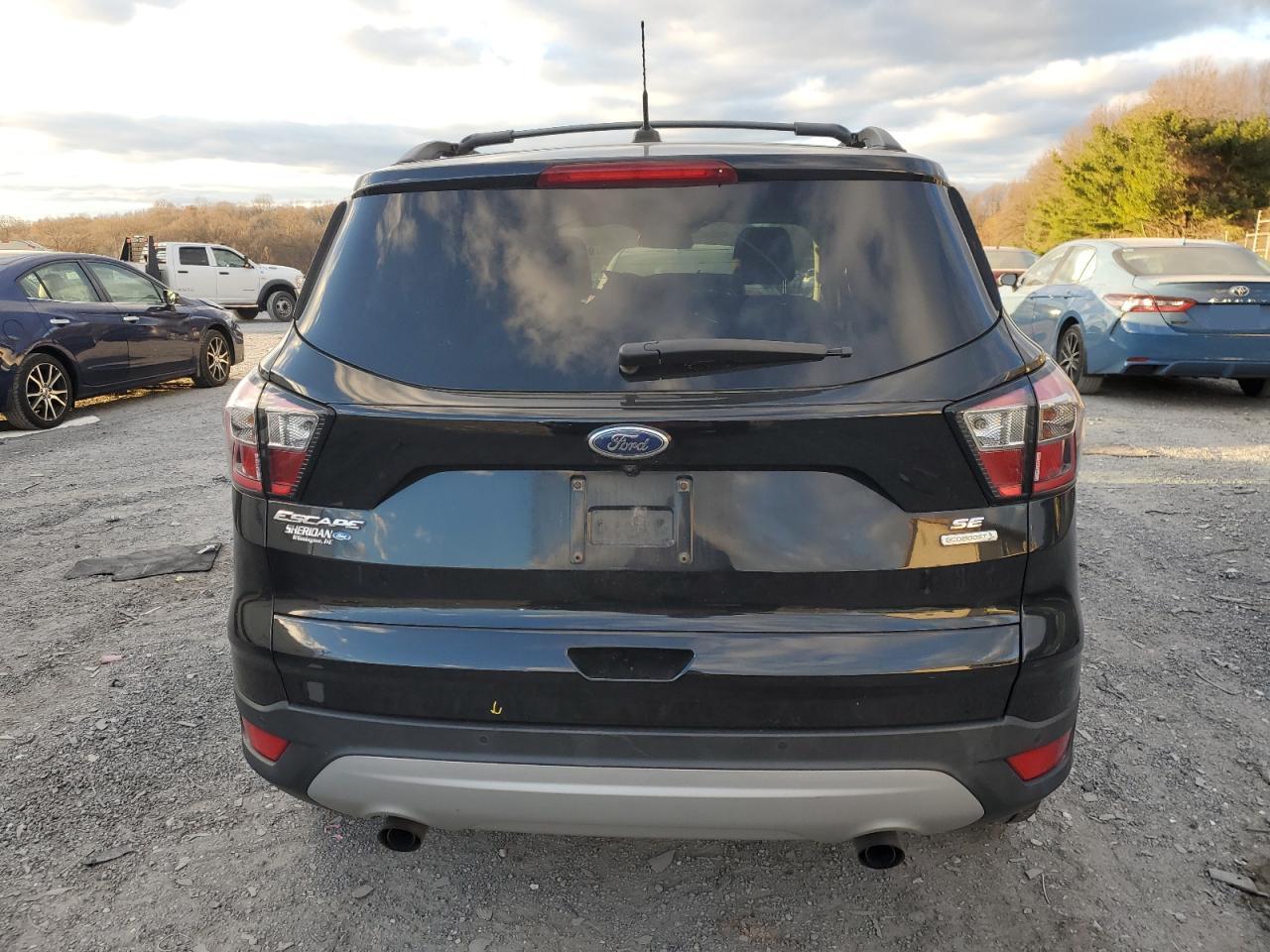 2017 Ford Escape Se VIN: 1FMCU0GD4HUB72221 Lot: 93240425