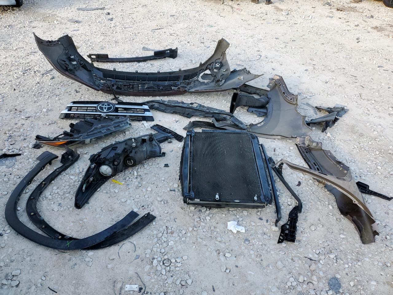 2017 Toyota Highlander Limited VIN: 5TDYZRFH6HS218155 Lot: 91070555