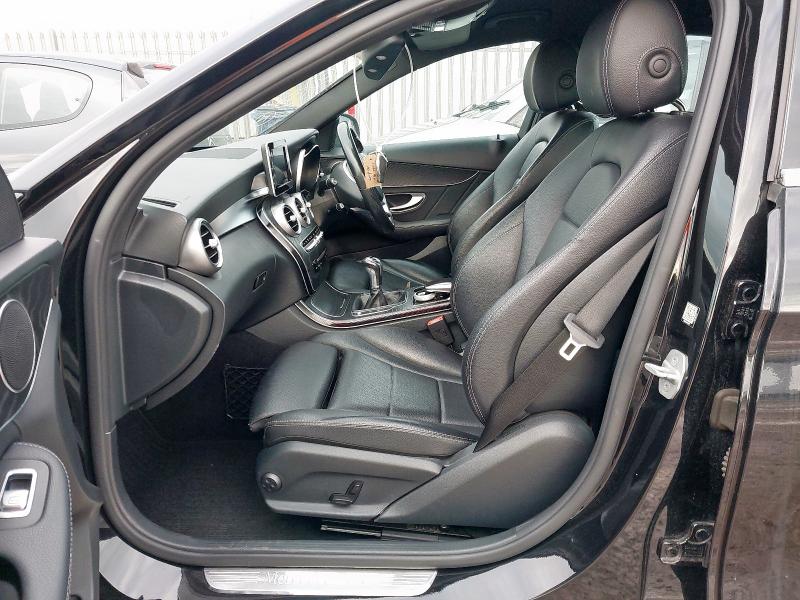 2016 MERCEDES-BENZ C CLASS C220D AMG LINE 4DR