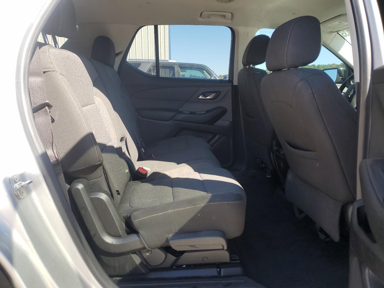 2020 Chevrolet Traverse Ls VIN: 1GNERFKW5LJ207764 Lot: 91045435