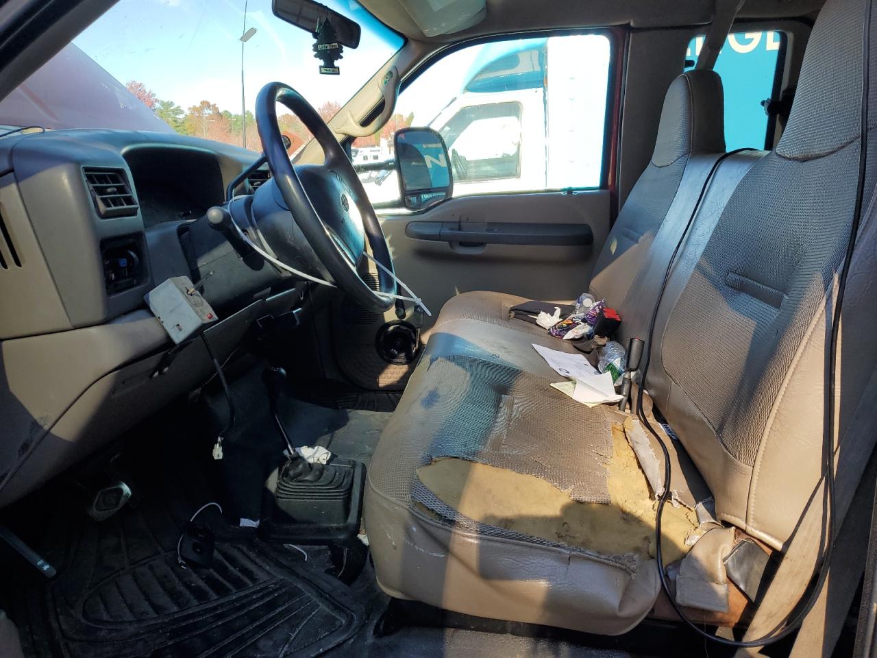 2000 Ford F250 Super Duty VIN: 1FTNX21L9YEB13935 Lot: 90220265