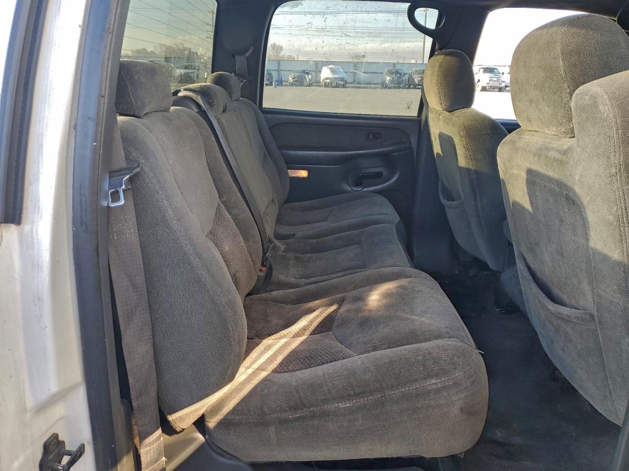 2003 Chevrolet Silverado K2500 Heavy Duty VIN: 1GCHK23133F120163 Lot: 90678135