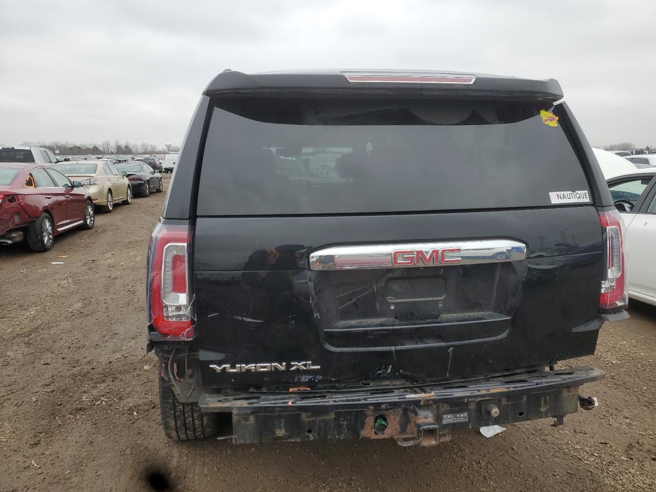 2015 GMC Yukon Xl Denali VIN: 1GKS2JKJ4FR746071 Lot: 92889495