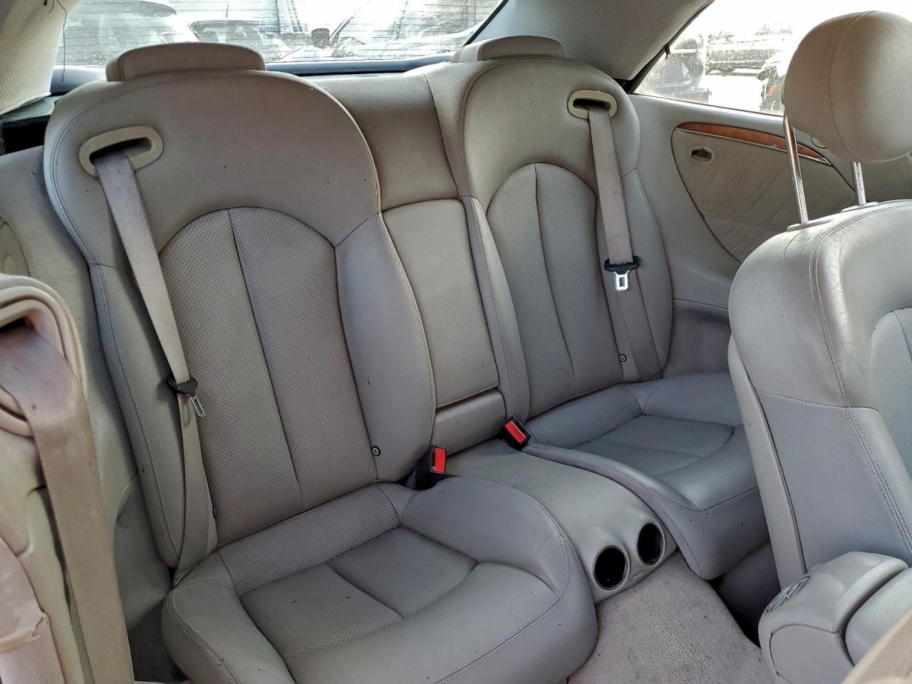 2004 Mercedes-Benz Clk 320 VIN: WDBTK65G04T027198 Lot: 91562185