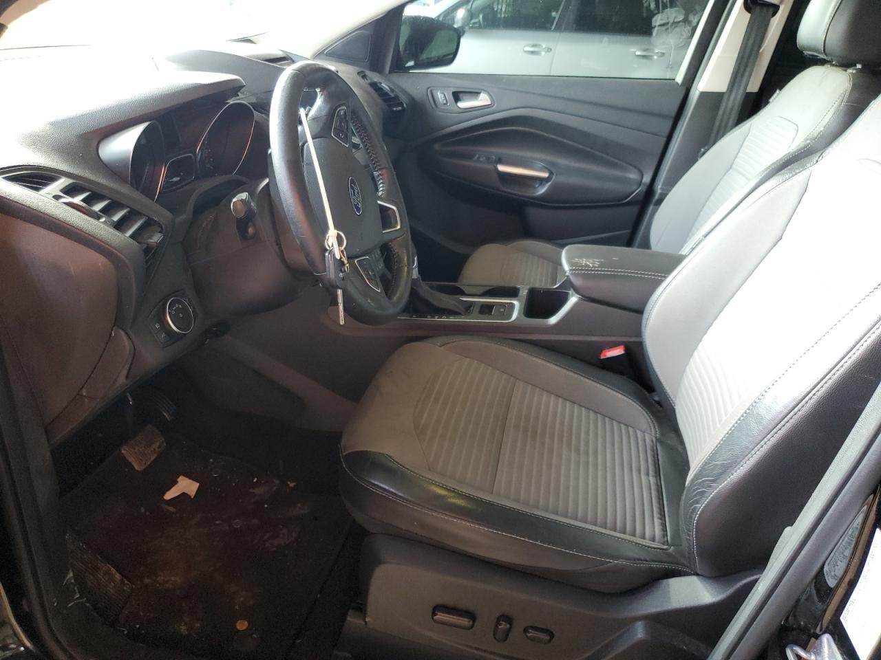 2017 Ford Escape Se VIN: 1FMCU0GD2HUD77214 Lot: 93675875