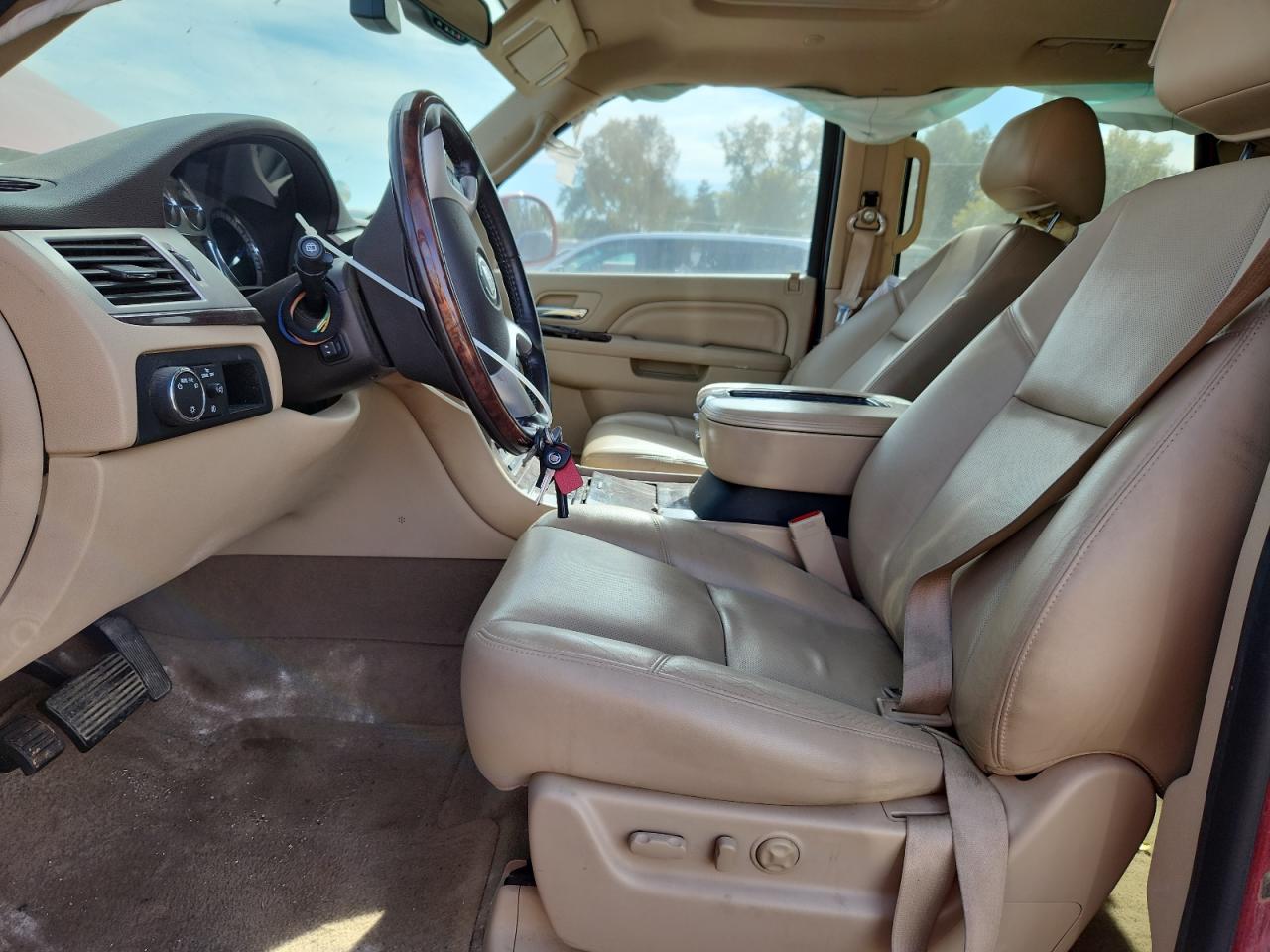 2014 Cadillac Escalade Luxury VIN: 1GYS4BEF4ER169831 Lot: 91374735