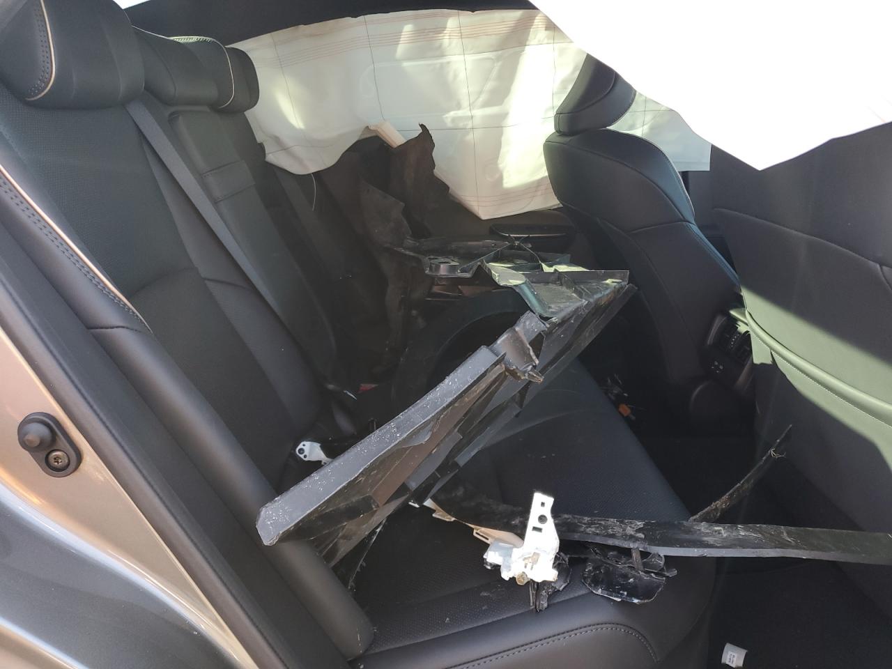 2023 Toyota Crown Xle VIN: JTDAAAAF8P3004154 Lot: 92700175