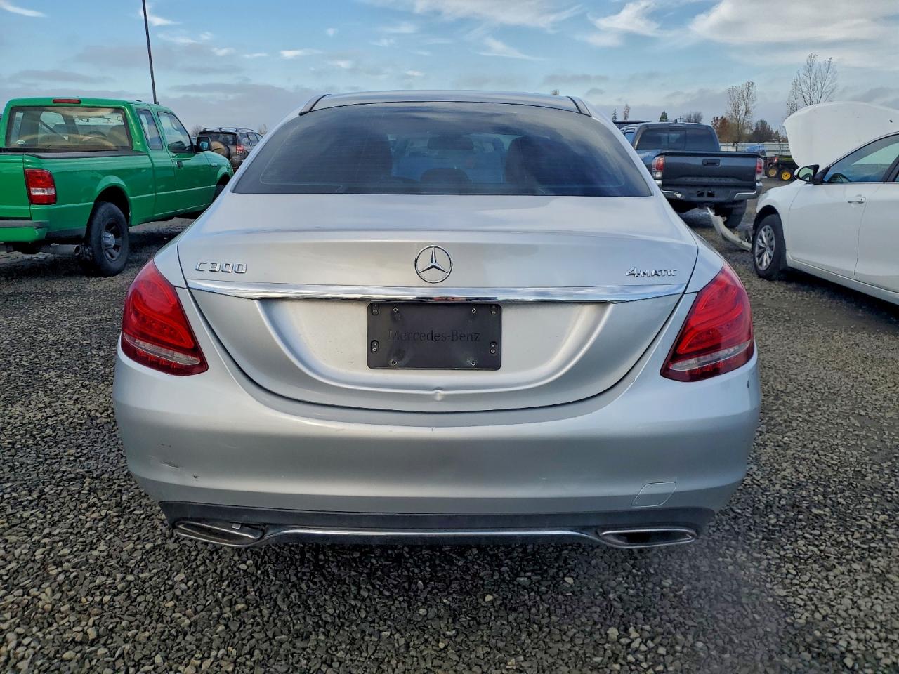 2015 Mercedes-Benz C 300 4Matic VIN: 55SWF4KB2FU016207 Lot: 93934595