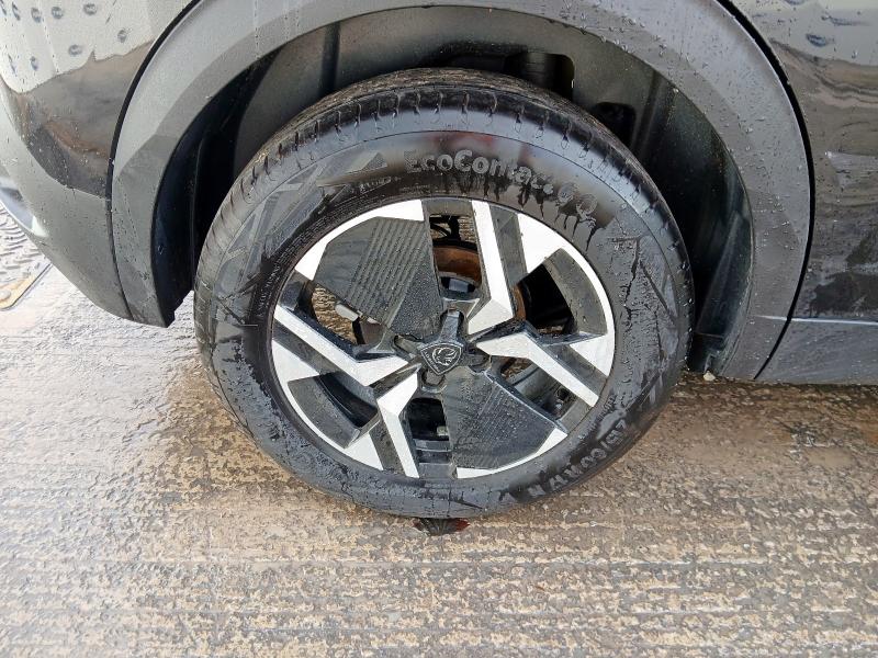 2025 PEUGEOT 2008 1.2 HYBRID 136 GT 5DR E-DSC6