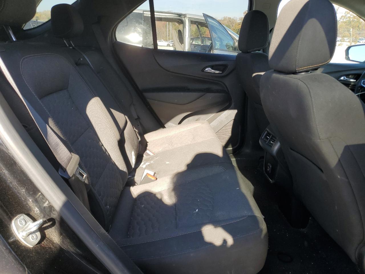 2021 Chevrolet Equinox Lt VIN: 2GNAXUEV2M6136646 Lot: 93180915