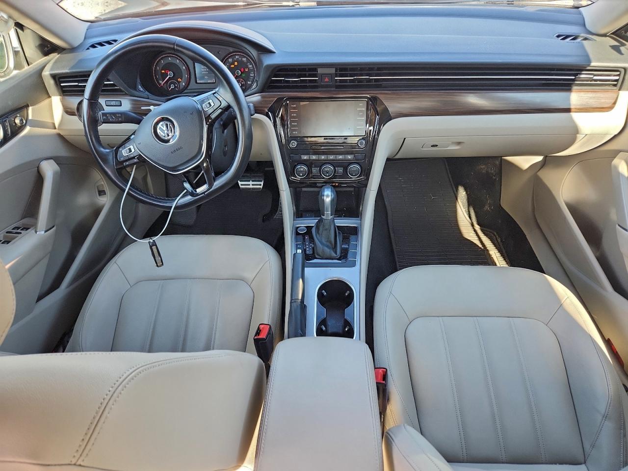 2020 Volkswagen Passat Sel VIN: 1VWCA7A32LC027213 Lot: 94458855