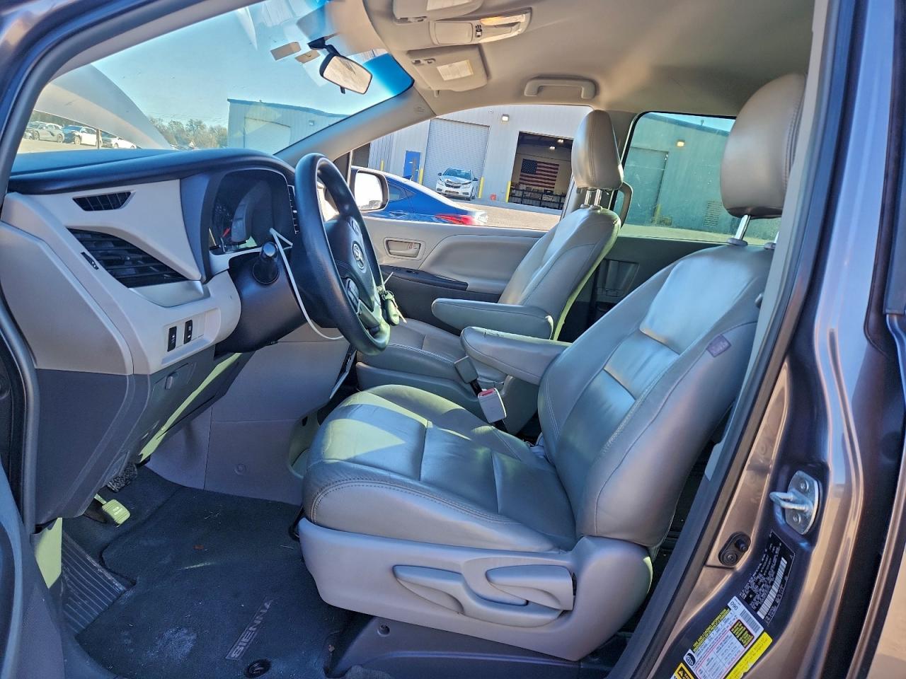 2015 Toyota Sienna VIN: 5TDZK3DC0FS531793 Lot: 93766575