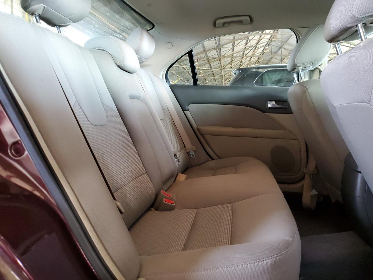 2011 Ford Fusion S VIN: 3FAHP0GA5BR298597 Lot: 93142475