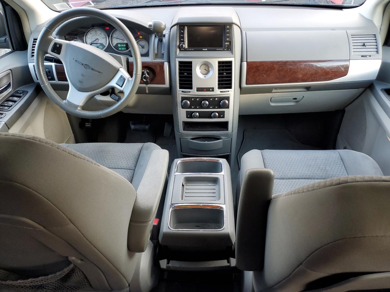 2010 Chrysler Town & Country Touring VIN: 2A4RR5D14AR415644 Lot: 92122215