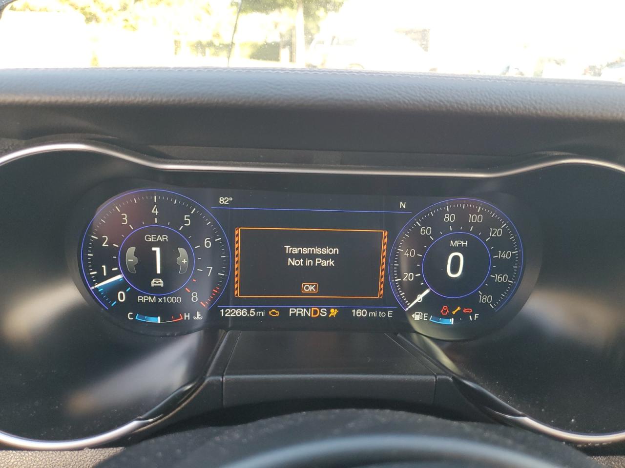 2022 Ford Mustang Mach I VIN: 1FA6P8R08N5554037 Lot: 93357055