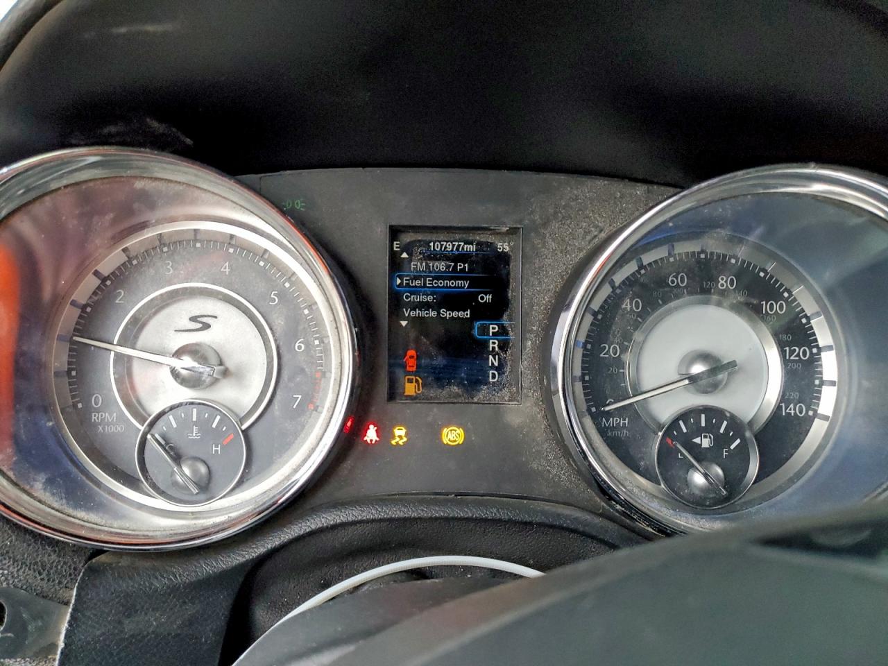 2014 Chrysler 300 S VIN: 2C3CCAGGXEH383949 Lot: 94277555